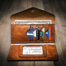 Load image into Gallery viewer, Sugar Land Clutch Wallet - Chestnut Brown
