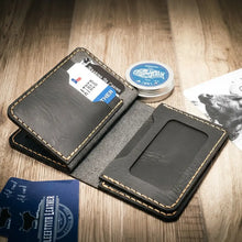 Load image into Gallery viewer, Federal Badge Wallet Small - Black
