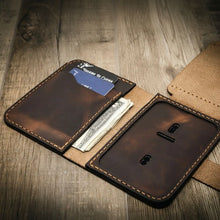 Load image into Gallery viewer, Badge Vertical Wallet - Walnut
