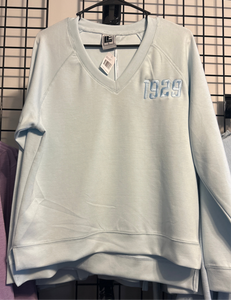 Embroidered 1929 V Neck Sweatshirt